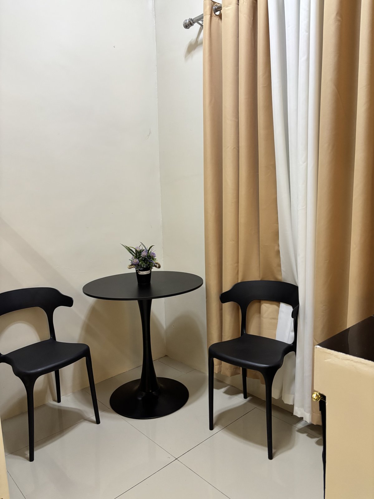 B1 Family Room